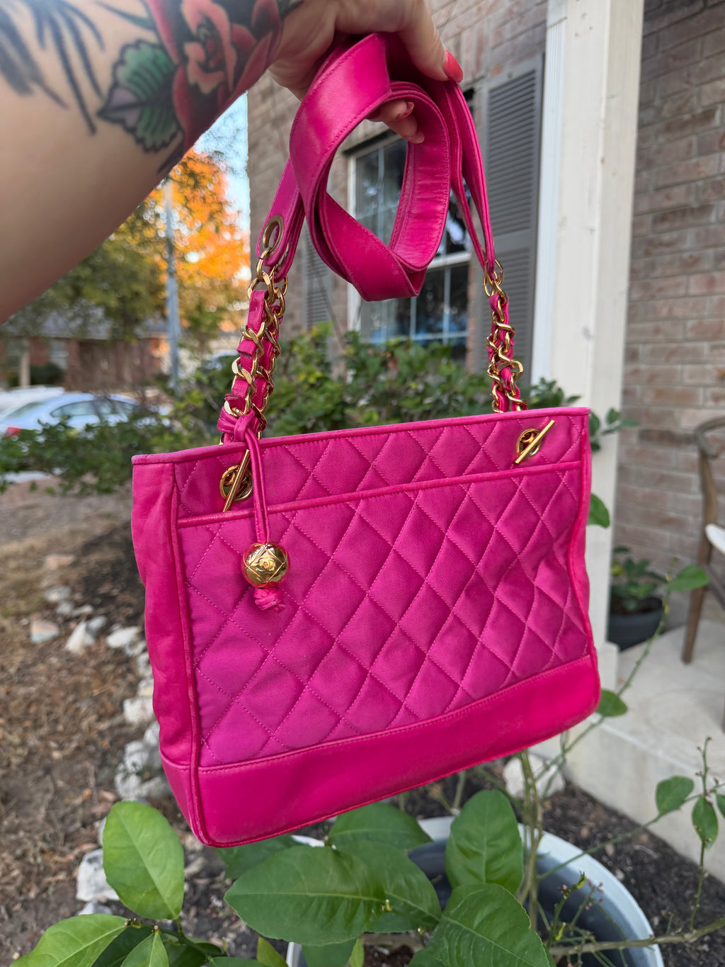 Chanel vintage with defects.