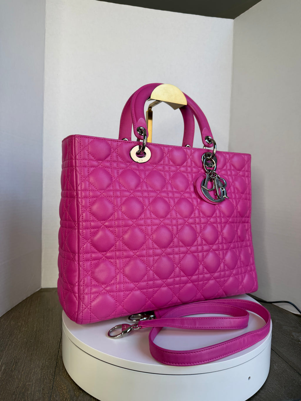 Last Dior Large in pink